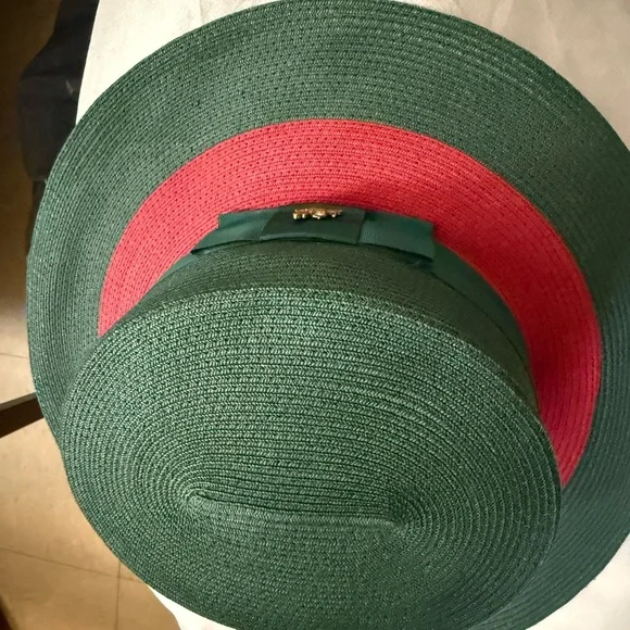 Green and Red Straw Hat with Ribbon - Picture 8 of 11